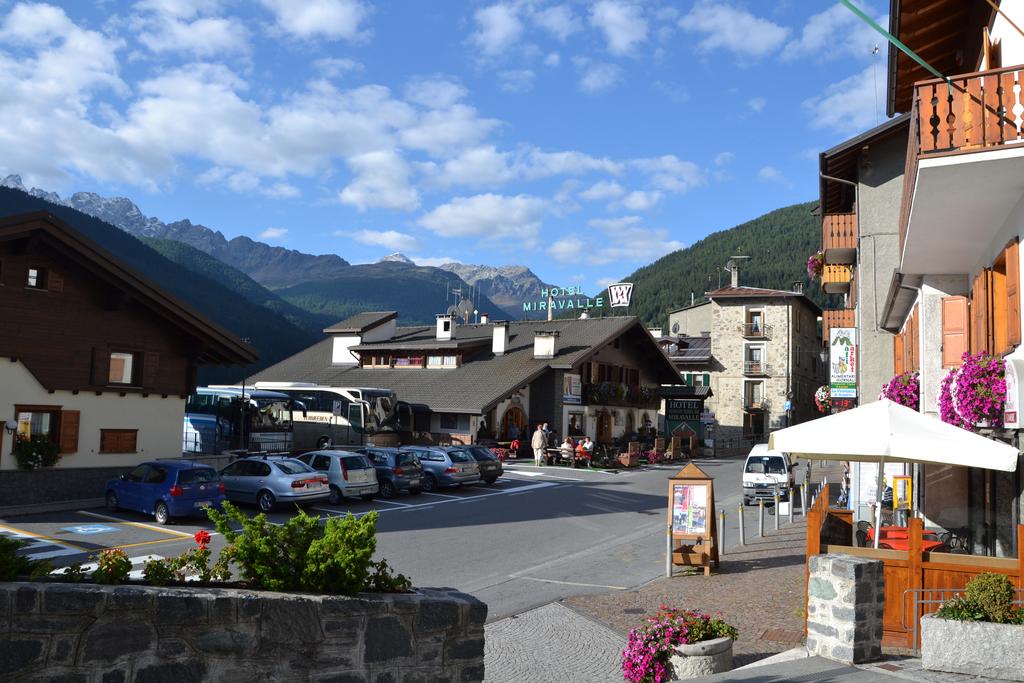 Ski-safari-hotel-Miravalle-zewnatrz