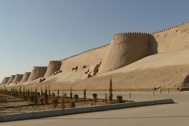 Uzbekistan - mury Chiwy